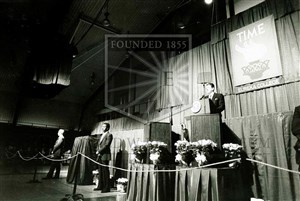 Image description is not available for 1984.111